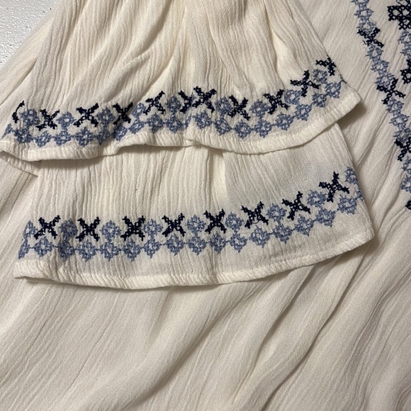 Blue Rain cold shoulder blouse , size medium - Picture 6 of 9